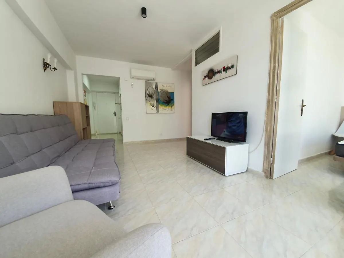 Apartment Near The Sea For 4 People Salou