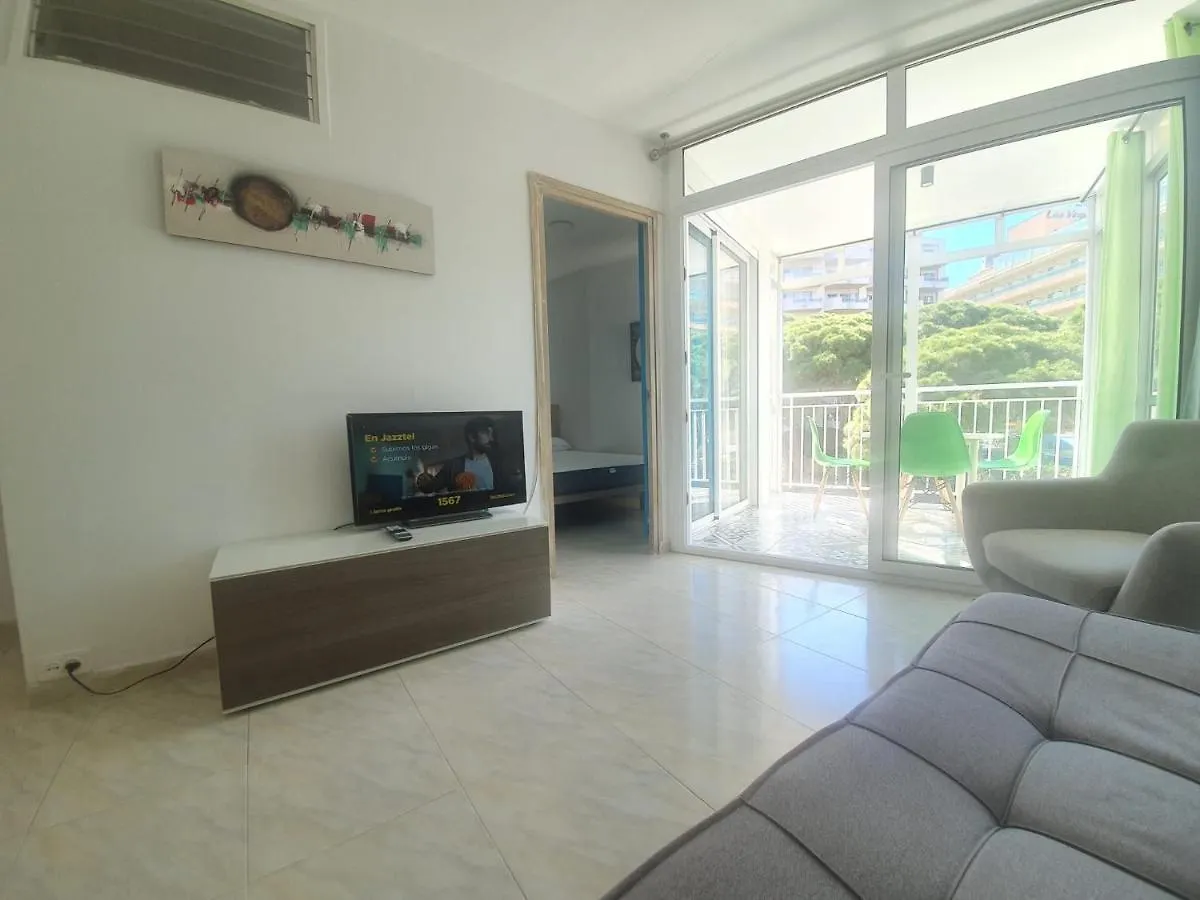 Apartment Near The Sea For 4 People Salou 0*,