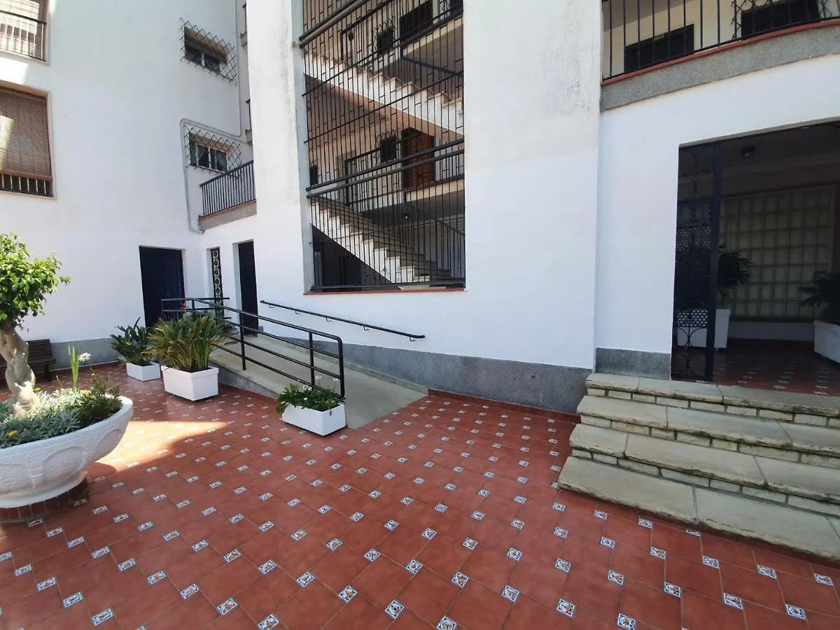 Apartment Near The Sea For 4 People Salou Spain